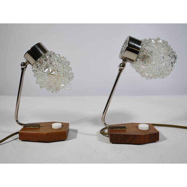 Mid-Century Modern Table Lamps in Crystal Glass and Teak, 1960s, Set of 2 For Sale - Image 4 of 10