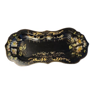 Late 19th Century Victorian English Papier Mache Toleware Candle Snuffer Tray For Sale