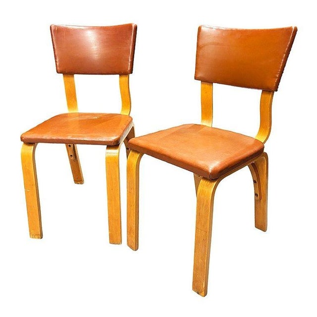 Pair of Mid-Century Modern Bentwood Side Chairs W/ Nailhead Back by Thonet For Sale - Image 4 of 11