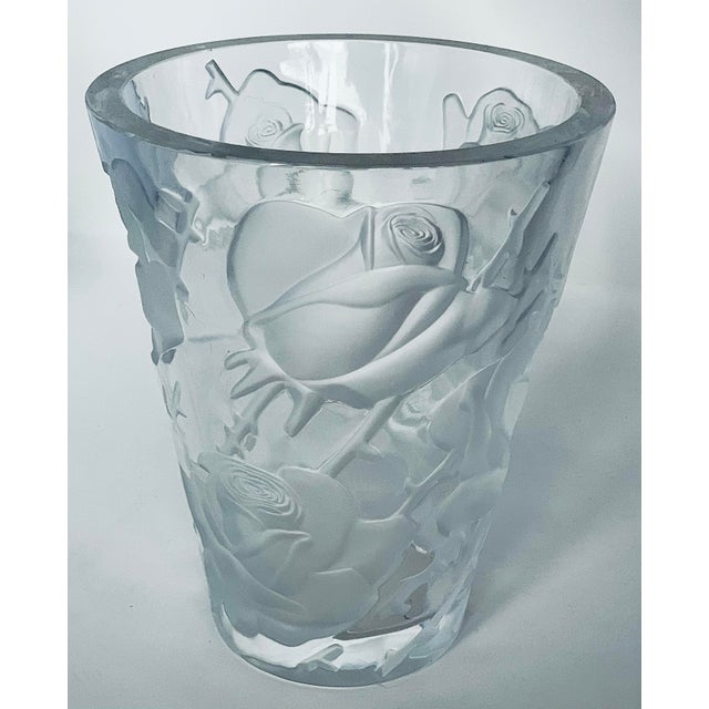 Rare 1950’s Lalique Ispahan Large Crystal Vase With Etched & Frosted Roses For Sale - Image 11 of 12