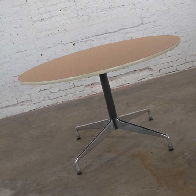 Eames Herman Miller Round Tables Universal Base Wood Grain Laminate Top For Sale - Image 6 of 13