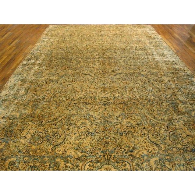 1910s Early 20th Century Persian Kirman Carpet ( 9'10" x 17' - 300 x 518 ) For Sale - Image 5 of 7