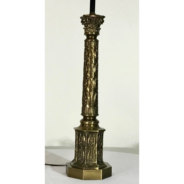 Neoclassical 1940s Neoclassical Cast Brass Lamp For Sale - Image 3 of 11