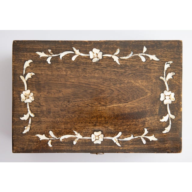 English Antique English Walnut & Mother of Pearl Inlay Jewelry Box For Sale - Image 3 of 9