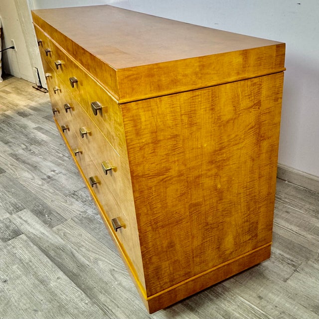 1980s White Ash Burl 11 Drawer Low Dresser by Lane Altivista For Sale - Image 5 of 12