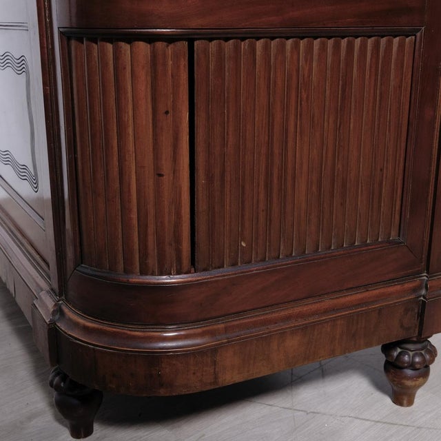 Louis XVI Art Nouveau Semi-Circular Mahogany Display Cabinet, Italy, 1890s For Sale - Image 14 of 18