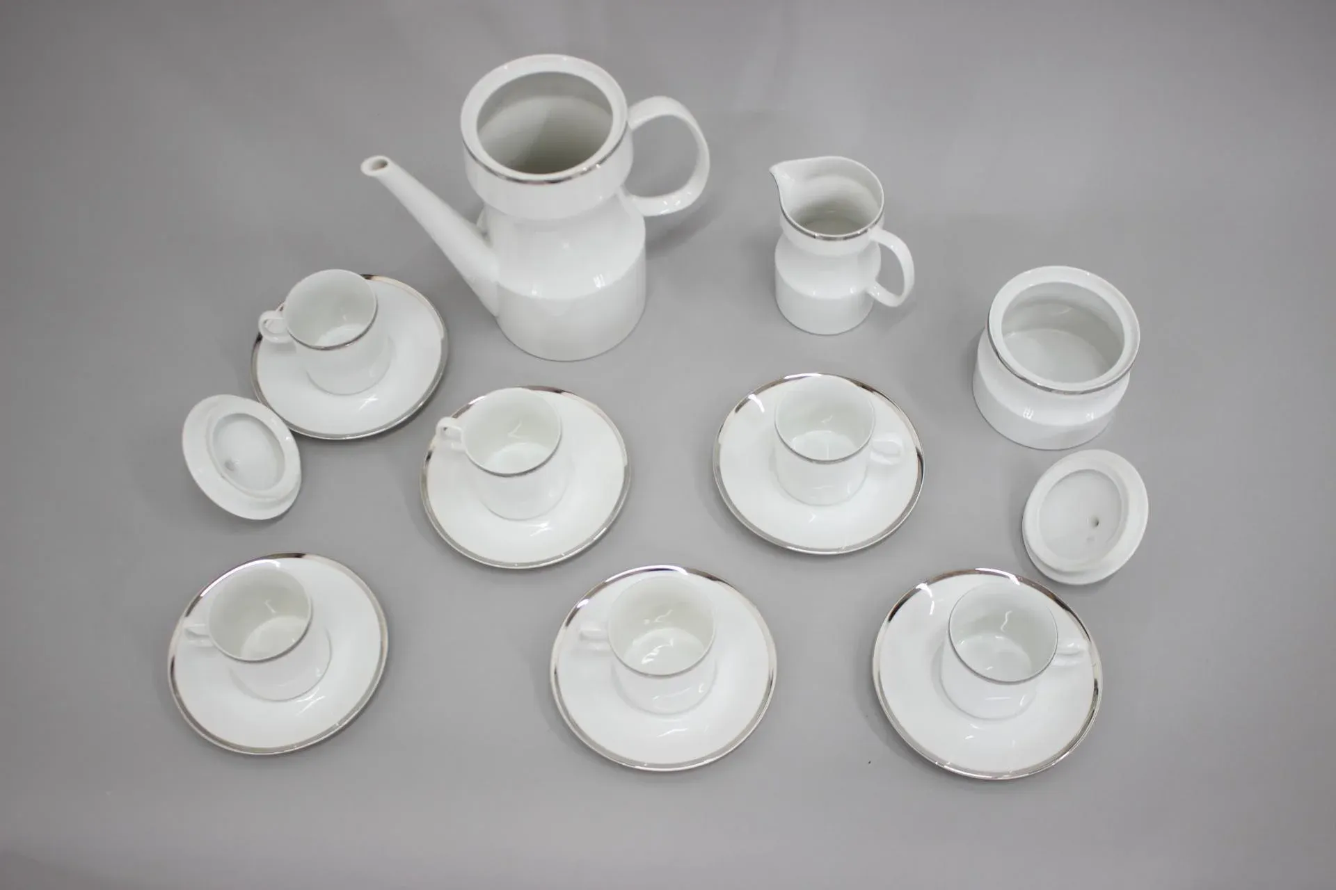 Nefertiti Porcelain Tea Set by Jaroslav Jezek, Czechoslovakia