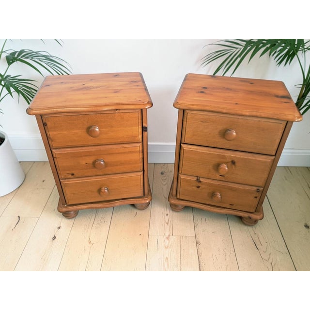 Vintage Bedside Tables in Pine, 1980s, Set of 2 For Sale - Image 3 of 16
