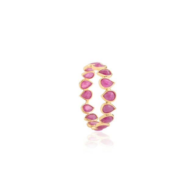 Art Nouveau Natural Ruby Eternity Band Ring Size 6.5 in 18k Yellow Gold For Sale - Image 3 of 11