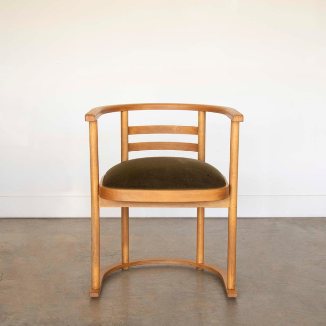 Josef Hoffmann 1920s Art Deco Bentwood Chairs in the Style of Josef Hoffmann- Set of 4 For Sale - Image 4 of 12