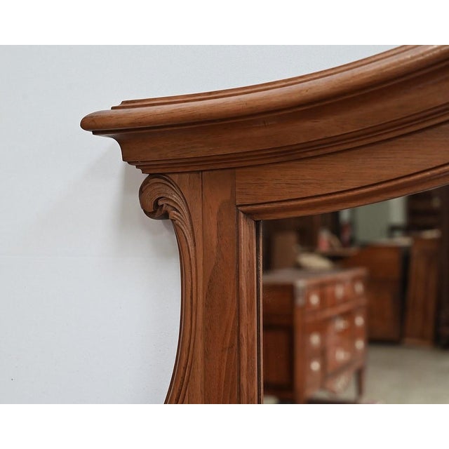 Brown Louis XV Style Buffet in Walnut, Early 20th Century For Sale - Image 8 of 18