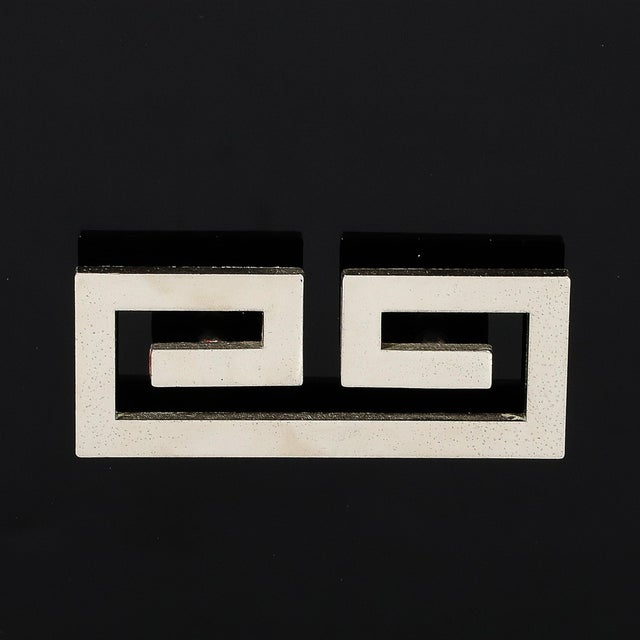 Mid-Century Modernist Rectilinear Nightstands in Black Lacquer With Greek Pulls For Sale In New York - Image 6 of 11