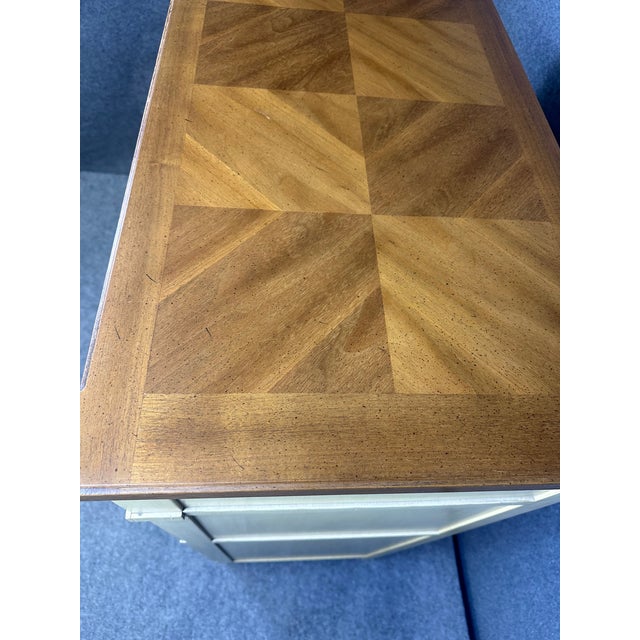 1960s Vintage American of Martinsville 6 Drawer Tall Chest For Sale In New York - Image 6 of 10