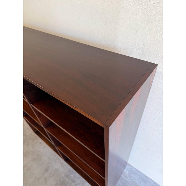 Vintage Danish Mid Century Modern Rosewood Bookcase / Open Shelving Display Cabinet For Sale - Image 4 of 8