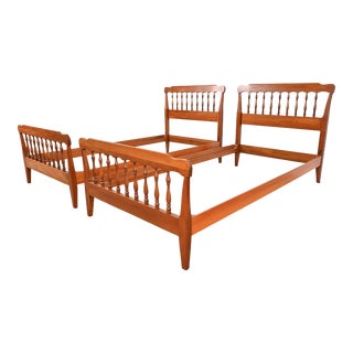 Kindel Furniture American Colonial Carved Cherry Wood Twin Size Spindle Beds, Pair For Sale