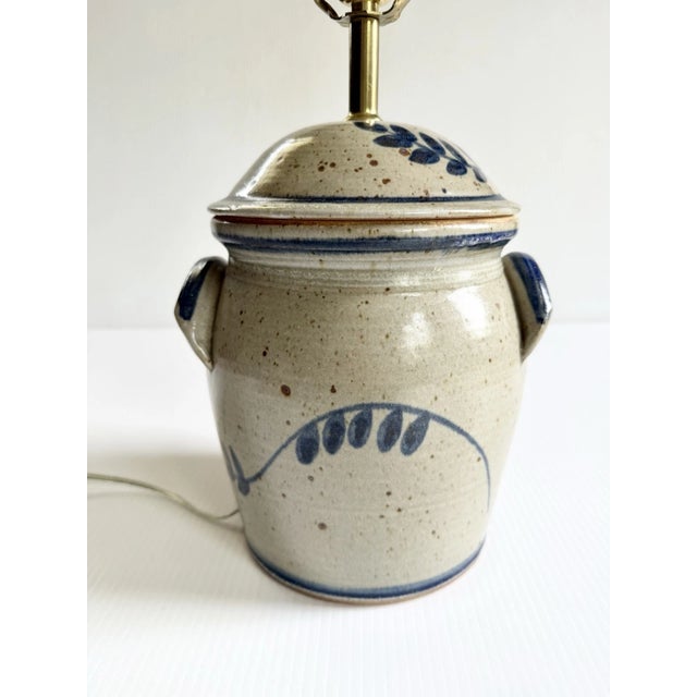 Vintage 1988 Signed Pottery Crock Table Lamp, Cobalt Blue Leaves & Details With Ear Handles For Sale - Image 13 of 18
