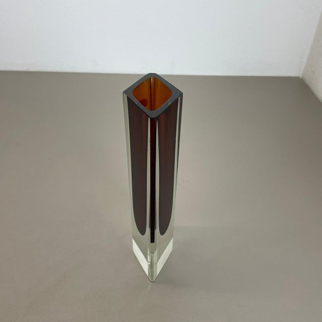 Large Ochre Murano Glass Sommerso Vase attributed to Flavio Poli, 1970s For Sale - Image 16 of 18