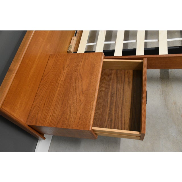 1960s 1960s Teak Queen Floating Platform Bed For Sale - Image 5 of 10