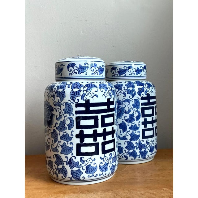 Vintage Asian Double Happiness Lidded Urns - A Pair For Sale - Image 11 of 13
