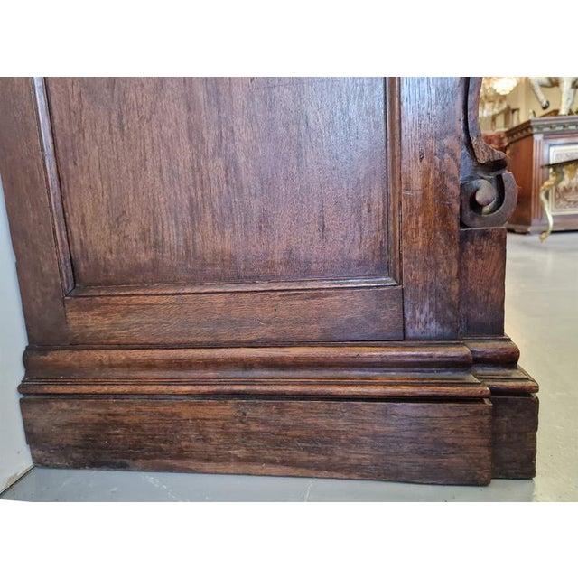 Renaissance Style Display Cabinet in Oak For Sale - Image 8 of 14