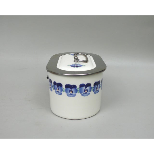 Art Nouveau Ceramic Cookie Tin with Pansy by Wächtersbach for WMF, 1890s For Sale - Image 6 of 18