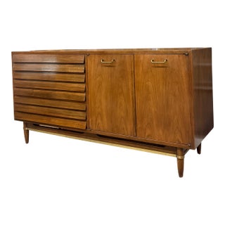 Mid-Century Modern Possibly Walnut Credenza by American of Martinsville, 1960s Style For Sale