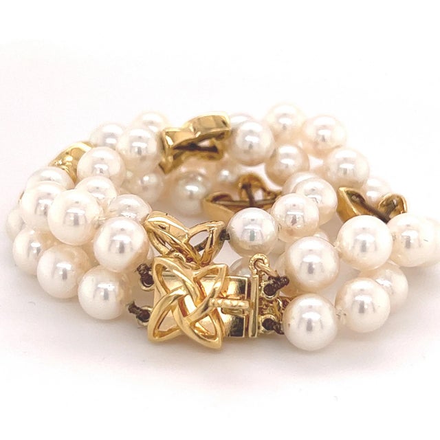 Contemporary 1990s Mikimoto Estate Akoya Pearl Bracelet 18k Gold For Sale - Image 3 of 9