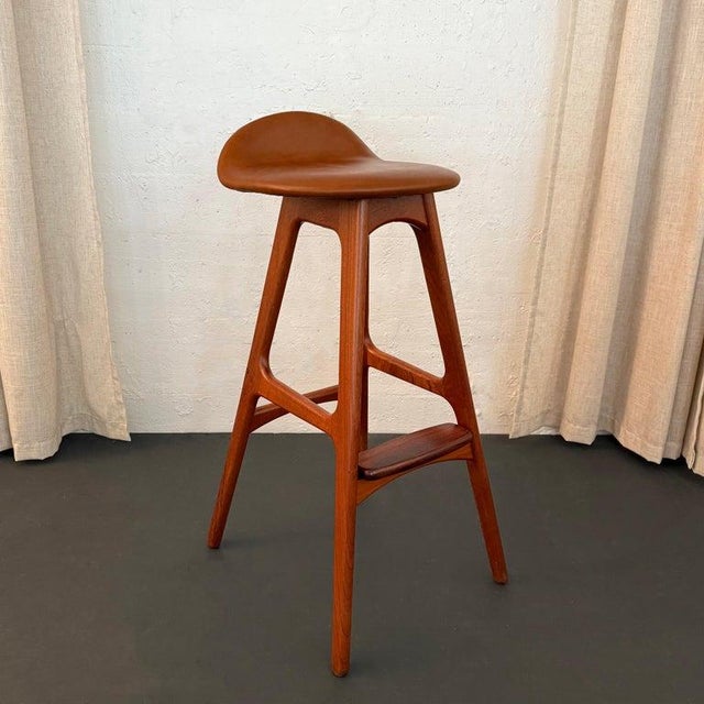 This beautiful Scandinavian Modern bar stool was designed by the Danish designer Erik Buch circa 1960s for the furniture...