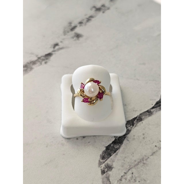 Pearl Center with Marquise Ruby Accent Ring 14k Yellow Gold, Size 5 For Sale - Image 4 of 5
