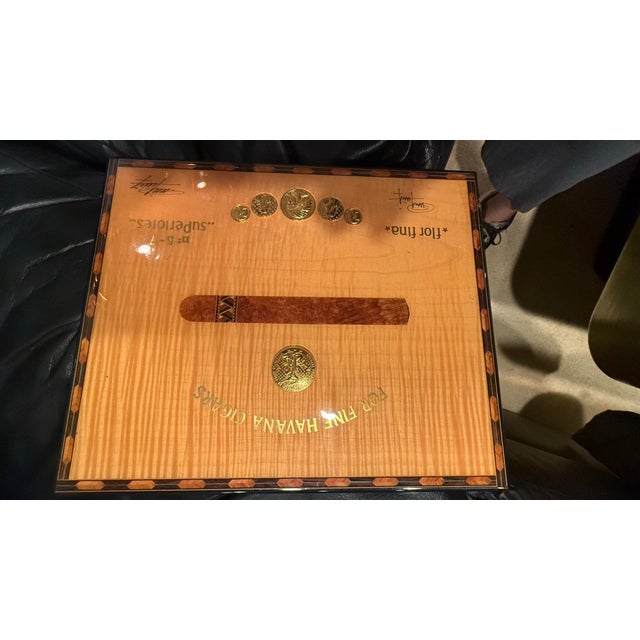 2000 - 2009 Top of the Line French Elie Bleu Medals Medailles Gold Humidior-75 Count For Sale - Image 5 of 10