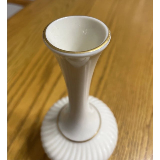 Mid-Century Modern Vintage MCM Lenox Ivory Gold Trim Usa Made Ribbed Swirled Bud Vase For Sale - Image 3 of 4