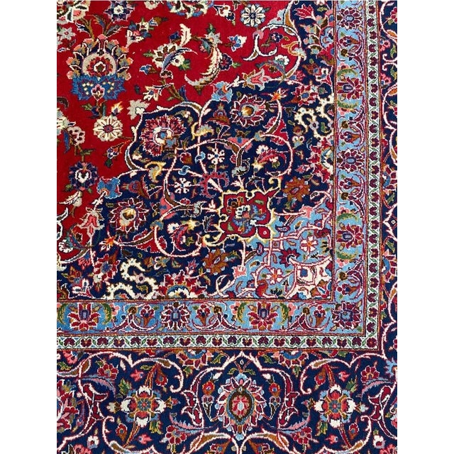 Traditional 10x13 1960sPersian Kashan Area Rug - 100688 For Sale - Image 3 of 13