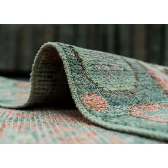 Textile Turkish Oushak Rug 2'9" x 8'4" #20227 For Sale - Image 7 of 8