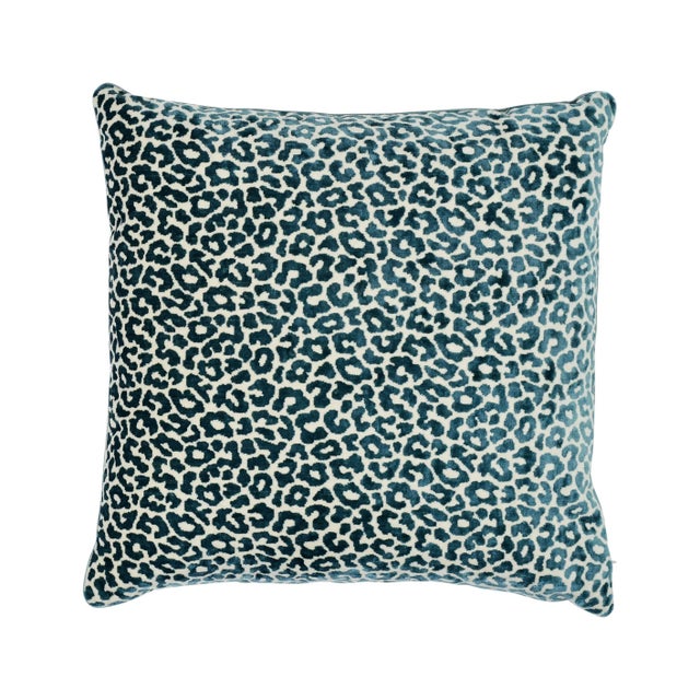 Mid-Century Modern Schumacher X Timothy Corrigan Madeleine 20" Pillow in Cadet For Sale - Image 3 of 3