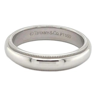 Mid 20th Century Tiffany & Co. Platinum 4mm Wide Double Milgrain Wedding Band Ring - Size 7 For Sale