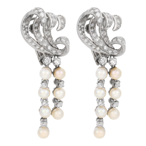 1950s Pair of Mid Century Diamond Pearl 18k White Gold Clip-on Drop Earrings