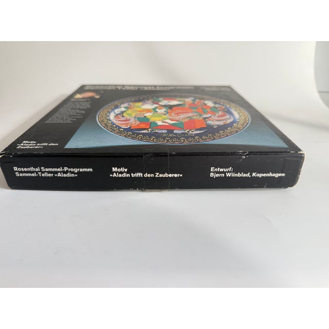 Aladdin Meets the Wizard Collector's Plate by Bjørn Wiinblad for Rosenthal, Germany, 1970s For Sale - Image 3 of 5
