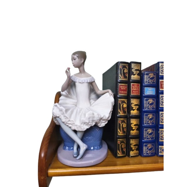 1980s A Dream Come True Figurine in Porcelain by Nao for Lladró, 1983 For Sale - Image 5 of 9