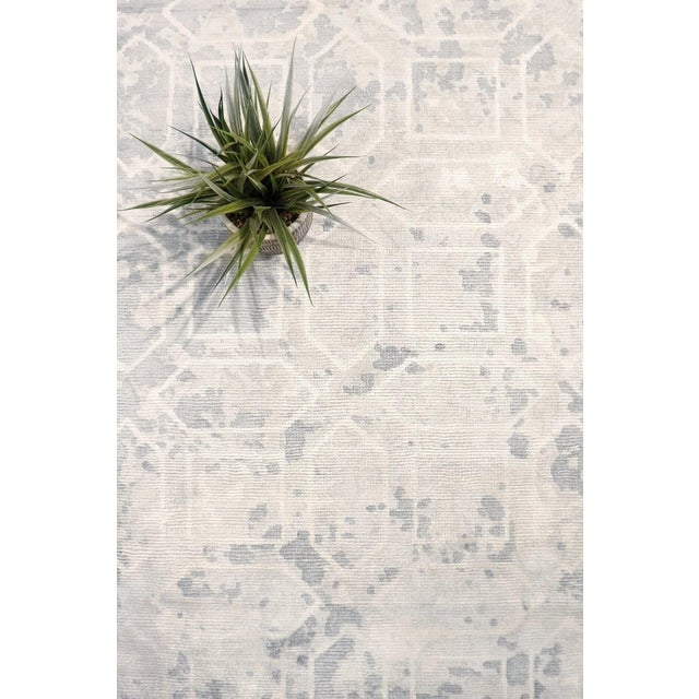 Modern Pasargad Home Beverly Grey Area Rug- 6' 0" X 9' 0" For Sale - Image 3 of 6