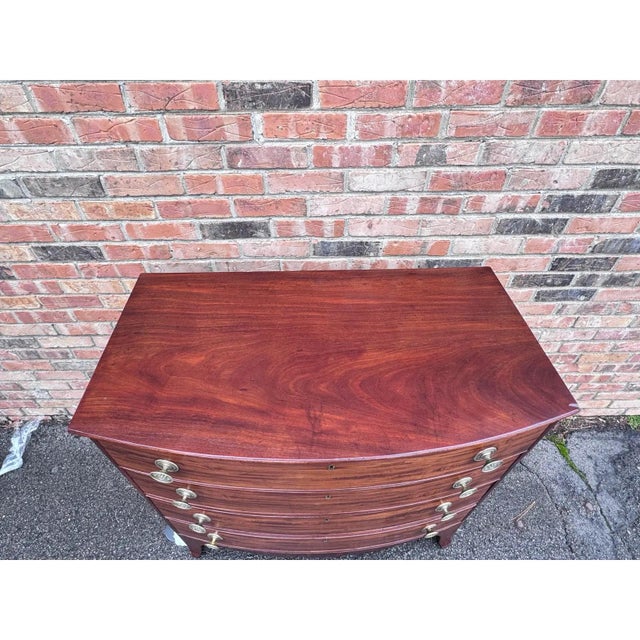 Wood 19th Century American Bow Front Chest of Drawers For Sale - Image 7 of 12