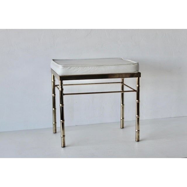 George Koch Style Faux Bamboo Brass Rectangular Padded White Vinyl Seat Vanity Stool Bench Vintage Hollywood Regency For Sale - Image 17 of 17