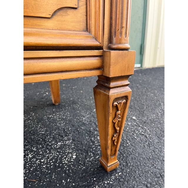 Vintage 9-Drawer Neoclassical Fruitwood and Burl Dresser For Sale - Image 6 of 12
