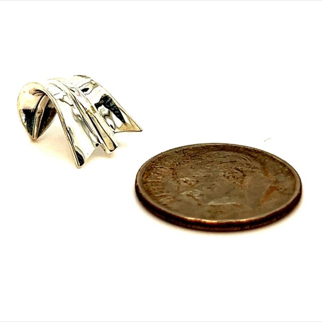 Metal Tiffany & Co Estate "Wave" Tie Pin Sterling Silver 2.7 Grams For Sale - Image 7 of 9