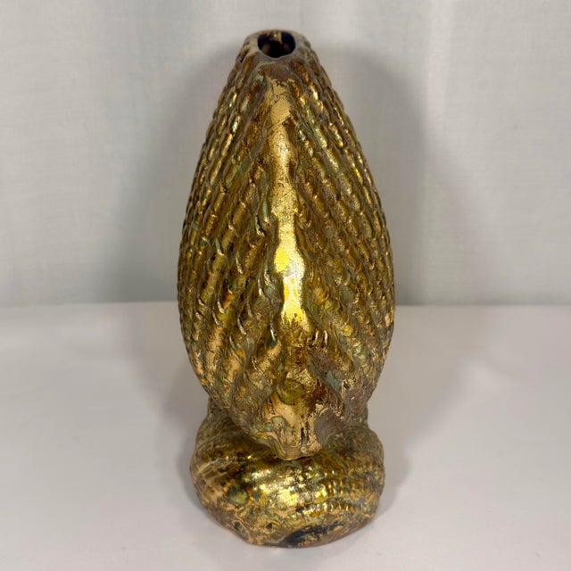 Late 20th Century 1980s Palm Beach Regency Bespoke Multilayered Gilt Ceramic Shell Vase For Sale - Image 5 of 12