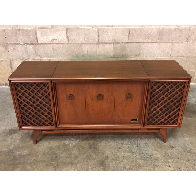Zenith MidCentury Modern Stereo Console / Radio / Record Player / Tv