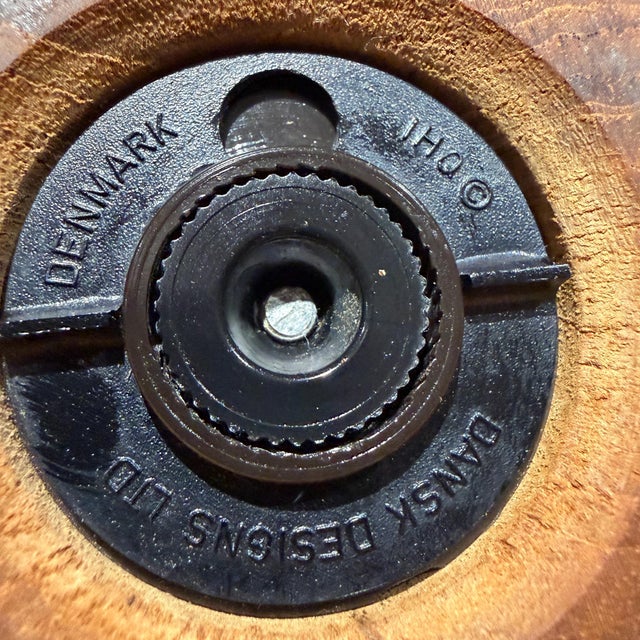 Brown Jens Quistgaard Teak Dansk Pepper Mushroom Pepper Mill Scandinavian Modern 2 For Sale - Image 8 of 8