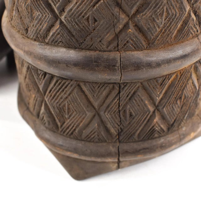 Wood 20th Century African Wood Container For Sale - Image 7 of 8