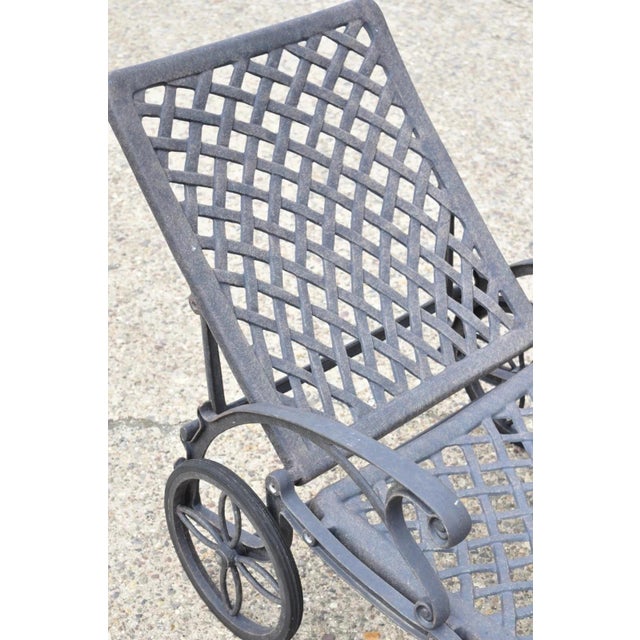 Late 20th Century Tuscan Mediterranean Style Black Cast Aluminum Pool Patio Chaise Lounge Chair For Sale - Image 4 of 9