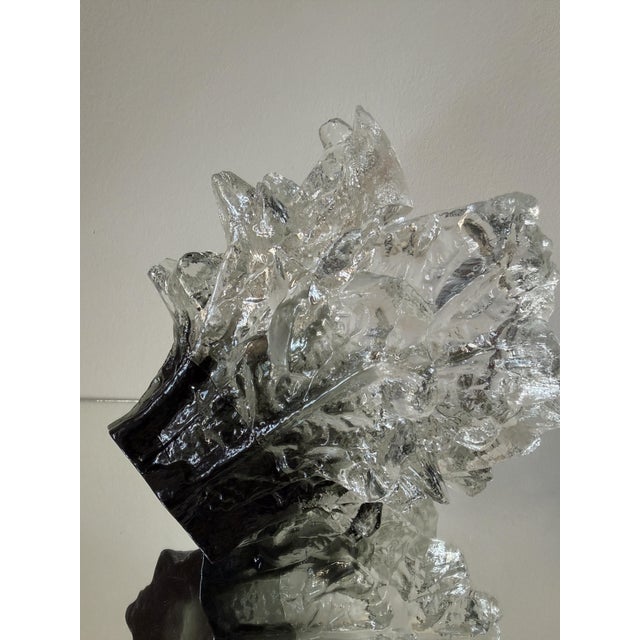 A sculptural centerpiece designed by Pertti Santalahti for Humppila Glassworks, Finland, in the 1970s and known in the...
