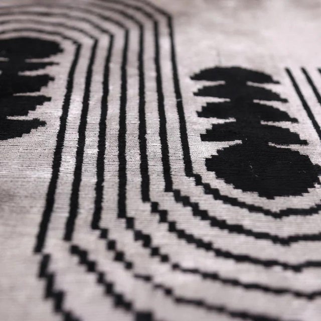 2020s Handmade Silver Black Velvet Lumbar Pillow 16x24 – Modern Geometric Designer Cushion For Sale - Image 5 of 8